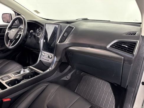 Used 2022 Ford Edge Titanium w/ Class II Trailer Tow Package image 27