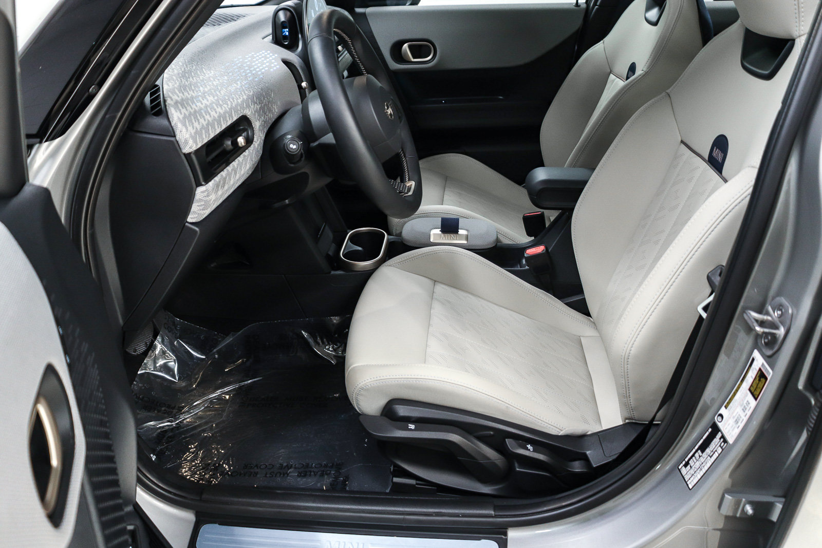 Used 2026 MINI Cooper S FWD image 17