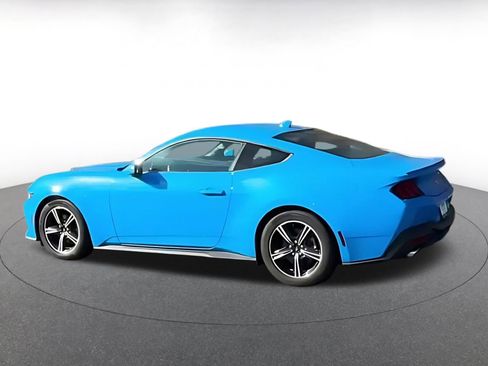 Used 2024 Ford Mustang Premium image 4