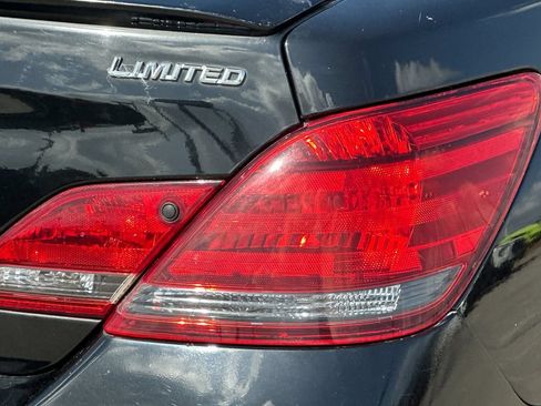 Used 2008 Toyota Avalon Limited FWD image 27