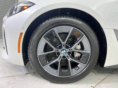 Used 2025 BMW i4 xDrive40i image 19