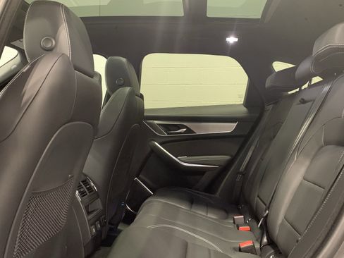 New 2026 Jaguar F-PACE R-Dynamic S image 6