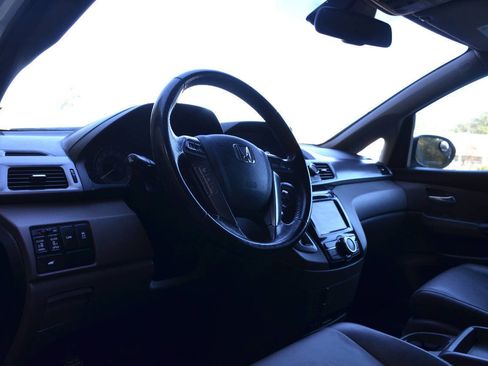Used 2014 Honda Odyssey EX-L image 17