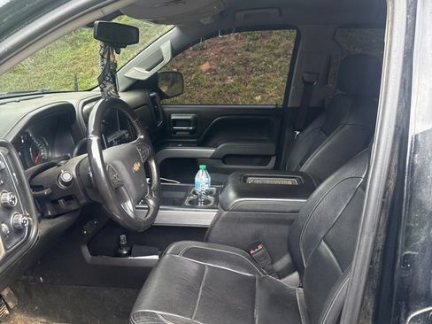 Used 2016 Chevrolet Silverado 1500 LTZ Z71 w/ LTZ Plus Package AWD/4WD image 22