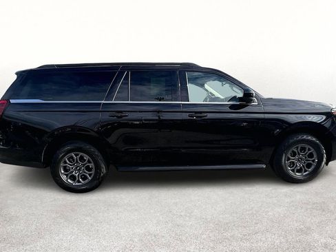 Used 2025 Ford Expedition Max Active AWD/4WD image 46