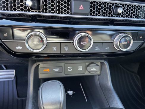 Used 2025 Honda Civic Sport image 22