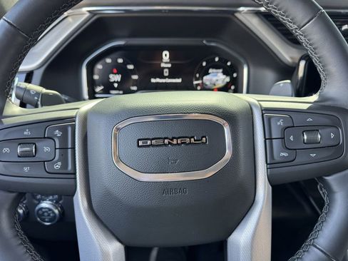 Used 2025 GMC Sierra 1500 Denali w/ Denali Reserve Package image 23