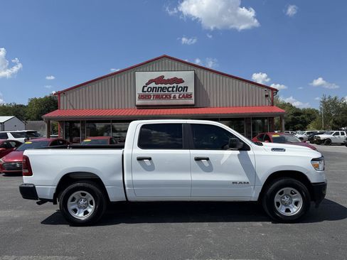 Used 2022 RAM 1500 Tradesman AWD/4WD image 3