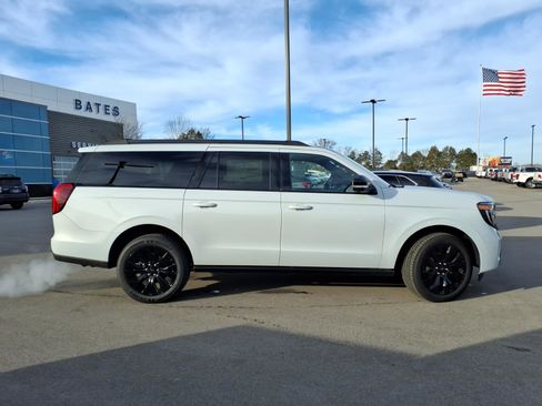New 2025 Ford Expedition Max Platinum w/ Stealth Appearance Package image 2