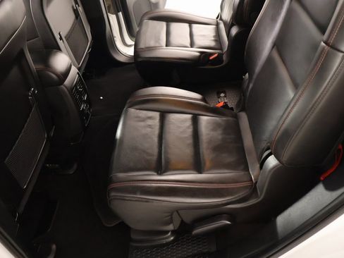 Used 2023 Dodge Durango GT image 13