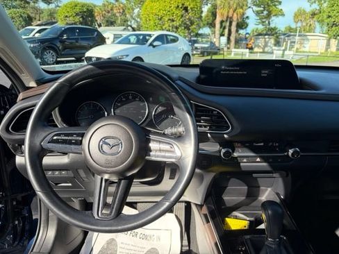 Used 2023 MAZDA CX-30 AWD 2.5 S w/ Premium Package image 18