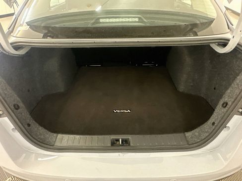 Used 2025 Nissan Versa SV w/ Trunk Package FWD image 29