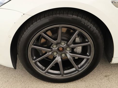 Used 2018 Tesla Model 3 Long Range AWD/4WD image 32