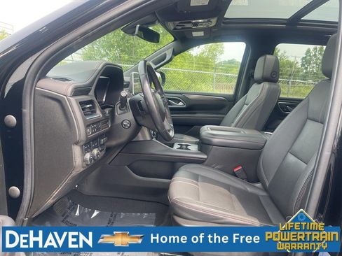 Used 2022 Chevrolet Suburban RST w/ Luxury Package AWD/4WD image 19