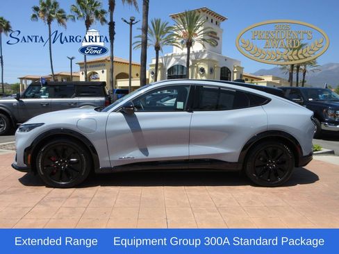 Certified 2025 Ford Mustang Mach-E Premium w/ Sport Appearance Package AWD/4WD image 1
