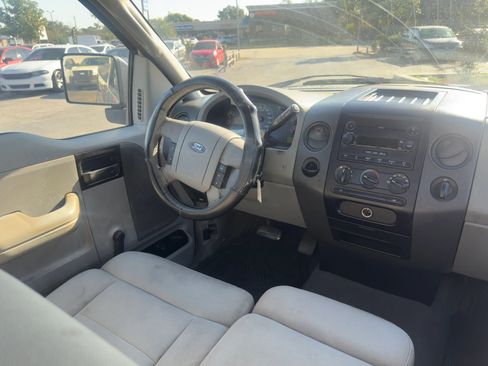 Used 2005 Ford F150 XL image 12