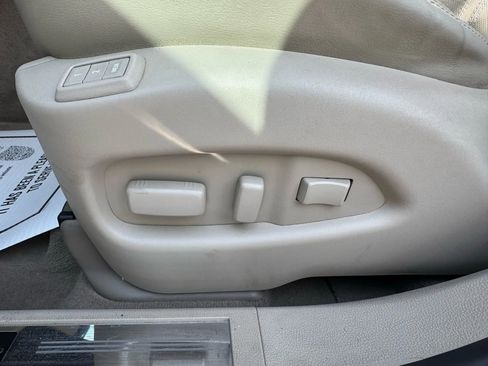 Used 2014 Cadillac SRX Luxury image 12