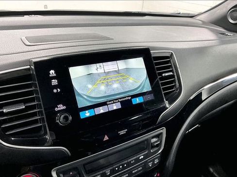 Used 2020 Honda Pilot Black Edition image 16
