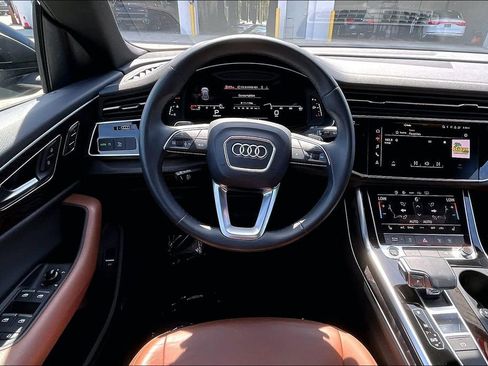 Certified 2023 Audi Q8 Premium AWD/4WD image 19