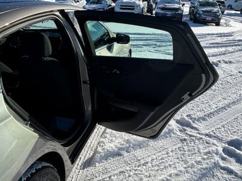 Certified 2024 Chevrolet Malibu LT image 36