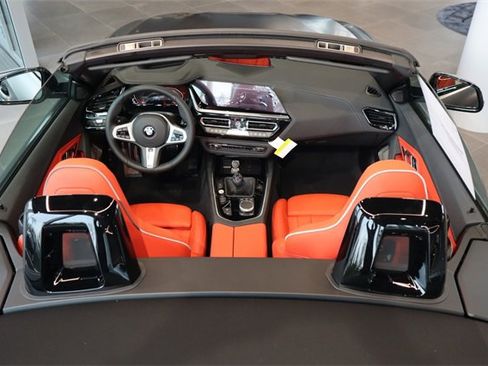 New 2026 BMW Z4 M40i w/ Premium Package image 26