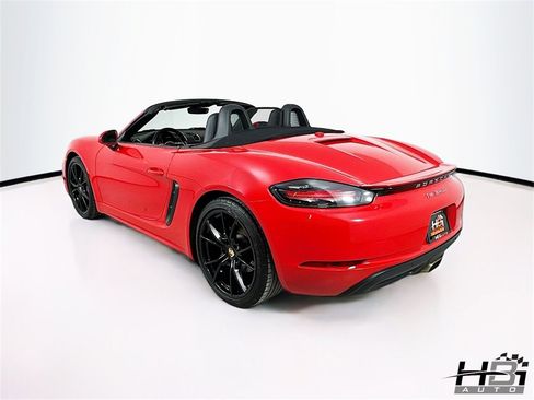 Used 2019 Porsche 718 Boxster Base image 24