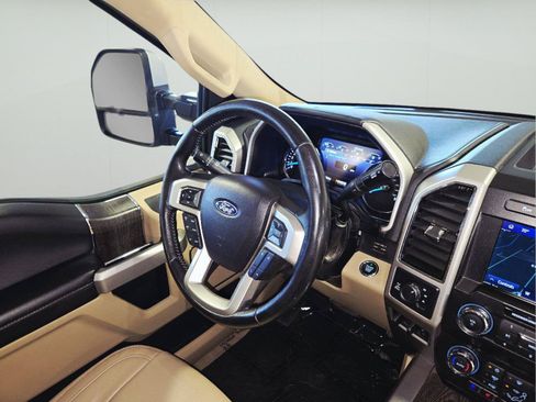 Used 2020 Ford F250 Lariat w/ Lariat Ultimate Package AWD/4WD image 62