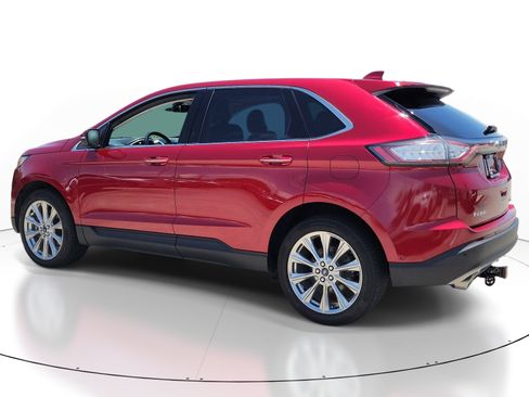 Used 2017 Ford Edge Titanium w/ Equipment Group 302A AWD/4WD image 4