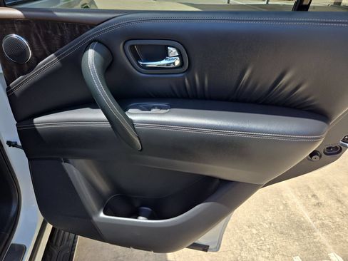 Used 2023 Nissan Armada Platinum w/ Captain's Chairs Package RWD image 31