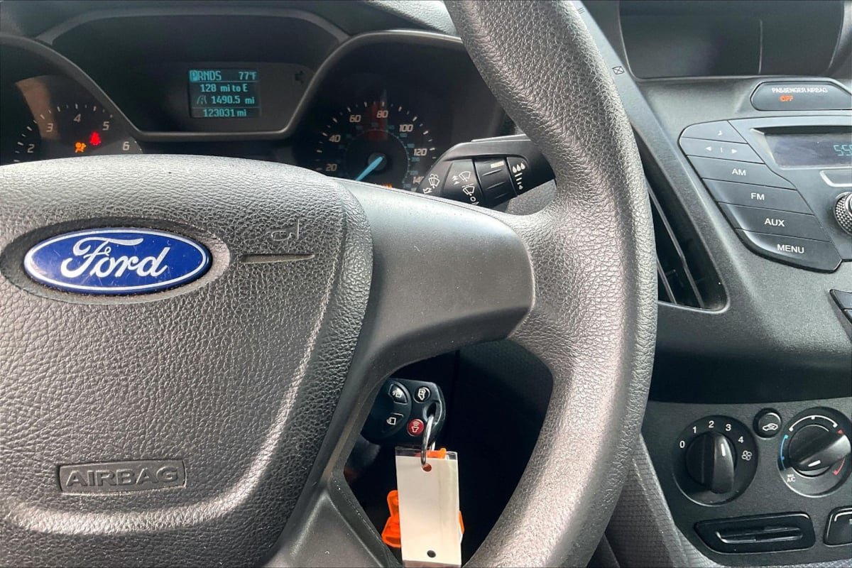 Used 2015 Ford Transit Connect XL FWD image 19