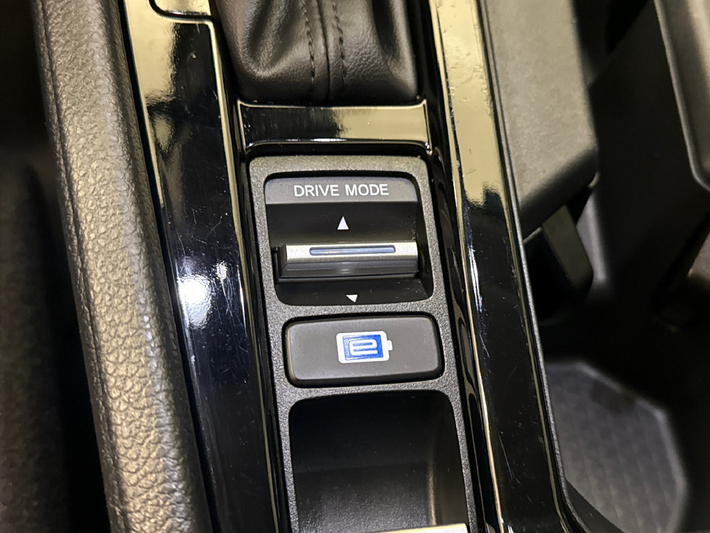 Used 2025 Honda Accord EX-L image 29