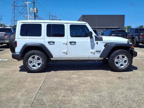 Used 2021 Jeep Wrangler Unlimited Sport w/ Sun And Sound Package AWD/4WD image 28