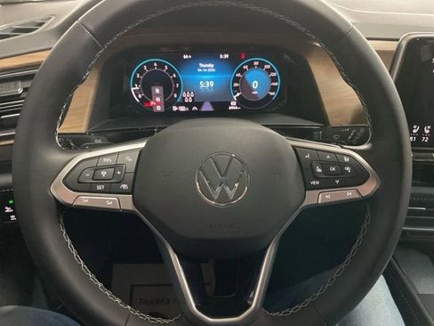 Certified 2024 Volkswagen Atlas SE image 23