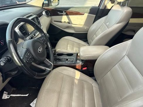 Used 2017 Kia Sorento EX w/ EX Advanced Touring Package AWD/4WD image 19