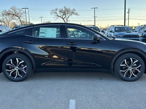 New 2026 Toyota Crown XLE image 10