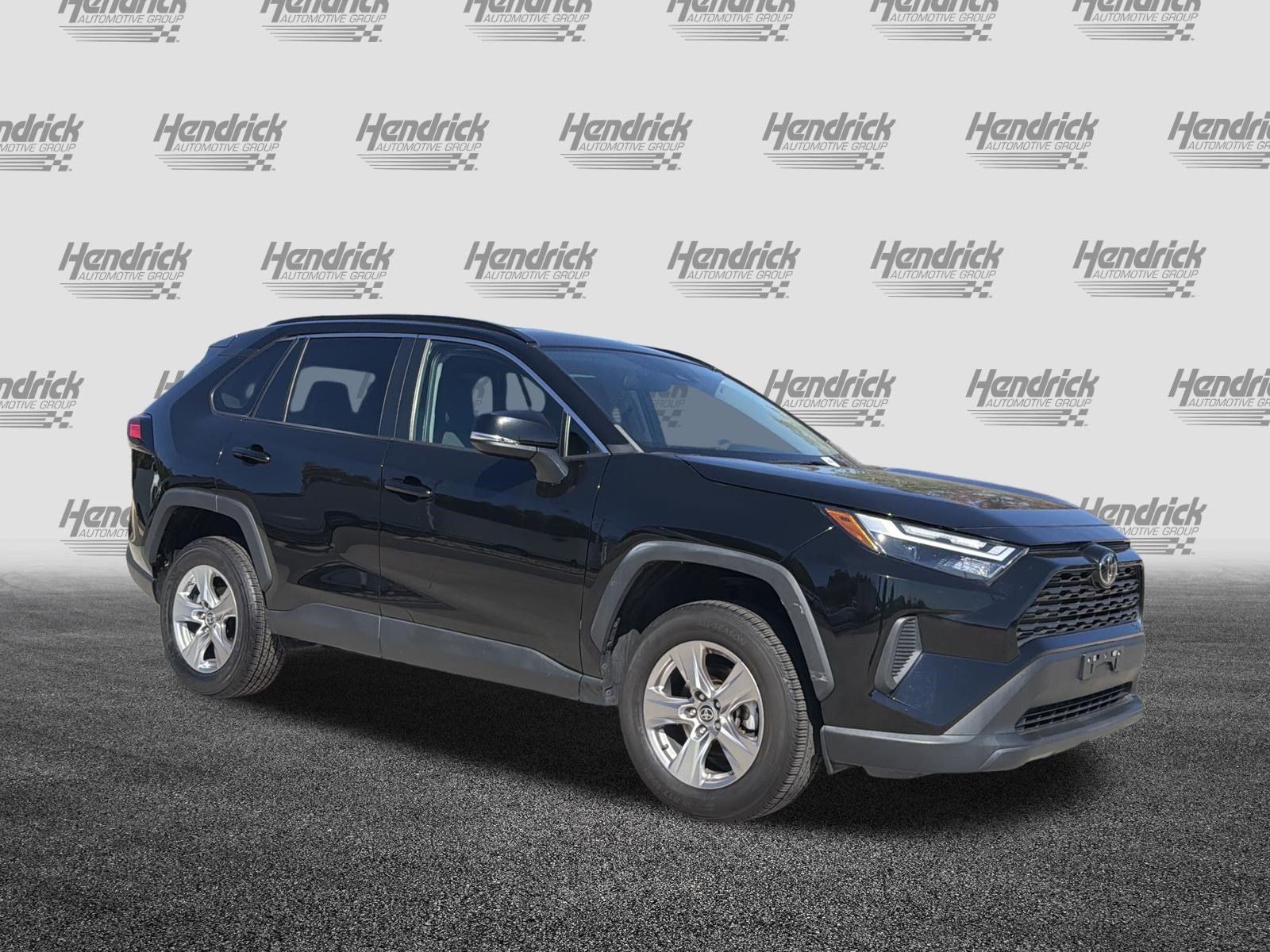 Used 2023 Toyota RAV4 XLE FWD image 2