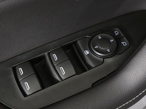 Used 2025 Chevrolet Blazer LT AWD/4WD image 34