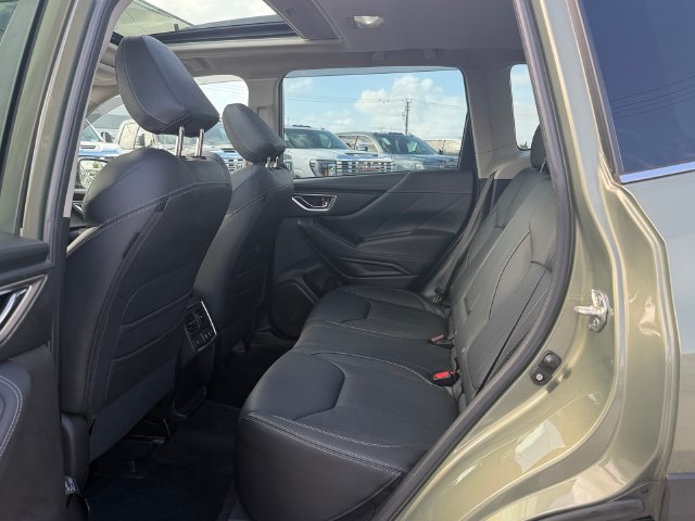 Used 2021 Subaru Forester Touring AWD/4WD image 11