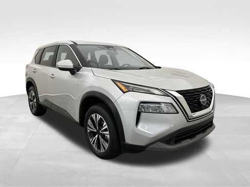 Used 2023 Nissan Rogue SV image 8