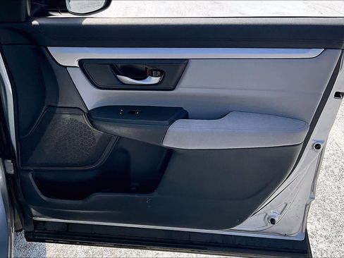 Used 2017 Honda CR-V LX image 21