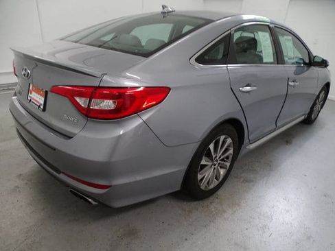 Used 2016 Hyundai Sonata Sport w/ Option Group 1V FWD image 22
