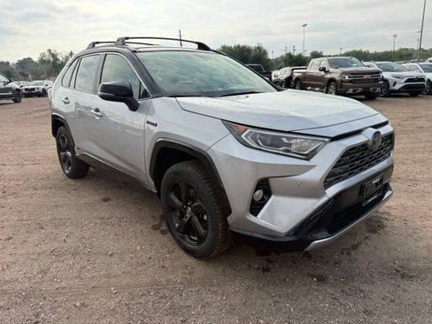 Used 2020 Toyota RAV4 XSE AWD/4WD image 8