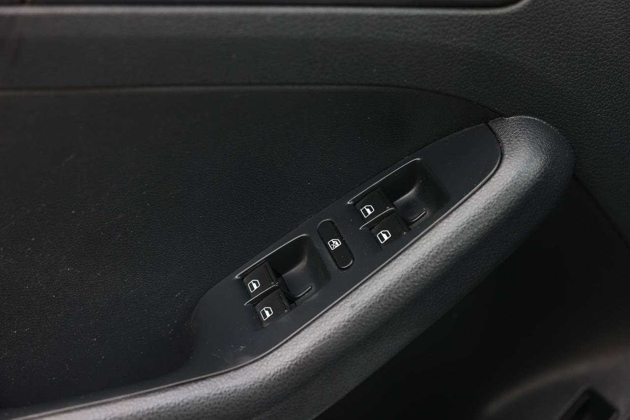 Used 2012 Volkswagen Jetta S FWD image 37