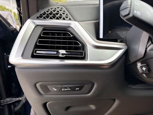 New 2026 BMW X5 sDrive40i w/ Premium Package RWD image 72