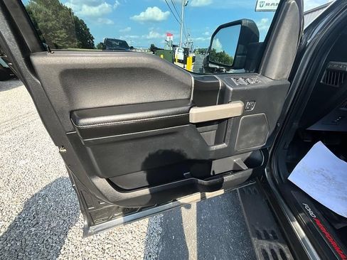 Used 2017 Ford F150 Raptor w/ Equipment Group 802A Luxury AWD/4WD image 12