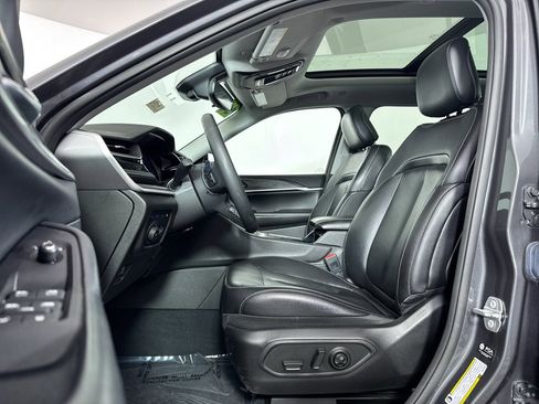 Used 2022 Jeep Grand Cherokee Limited 4xe image 7