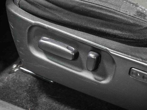 Used 2021 Toyota Tacoma TRD Off-Road image 25