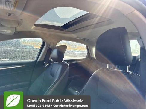 Used 2013 Ford Fusion Titanium w/ Titanium Driver Assist Pkg FWD image 10