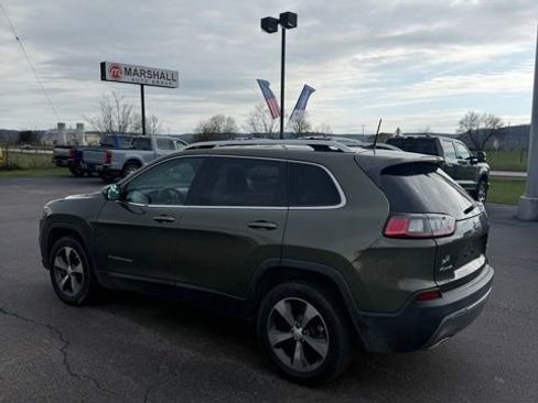 Used 2019 Jeep Cherokee Limited image 4