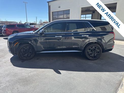 Used 2021 Hyundai Palisade Calligraphy image 4